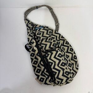 Kavu One Of A Kind Tan & Black Slingback Bag Crossbody